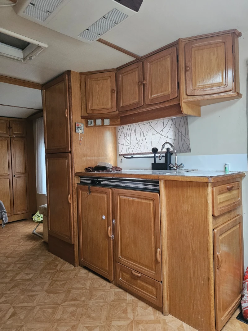 Каравана Други Eurostar, снимка 9 - Каравани и кемпери - 53154579