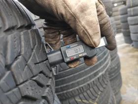 Гуми Зимни 215/60R17, снимка 4