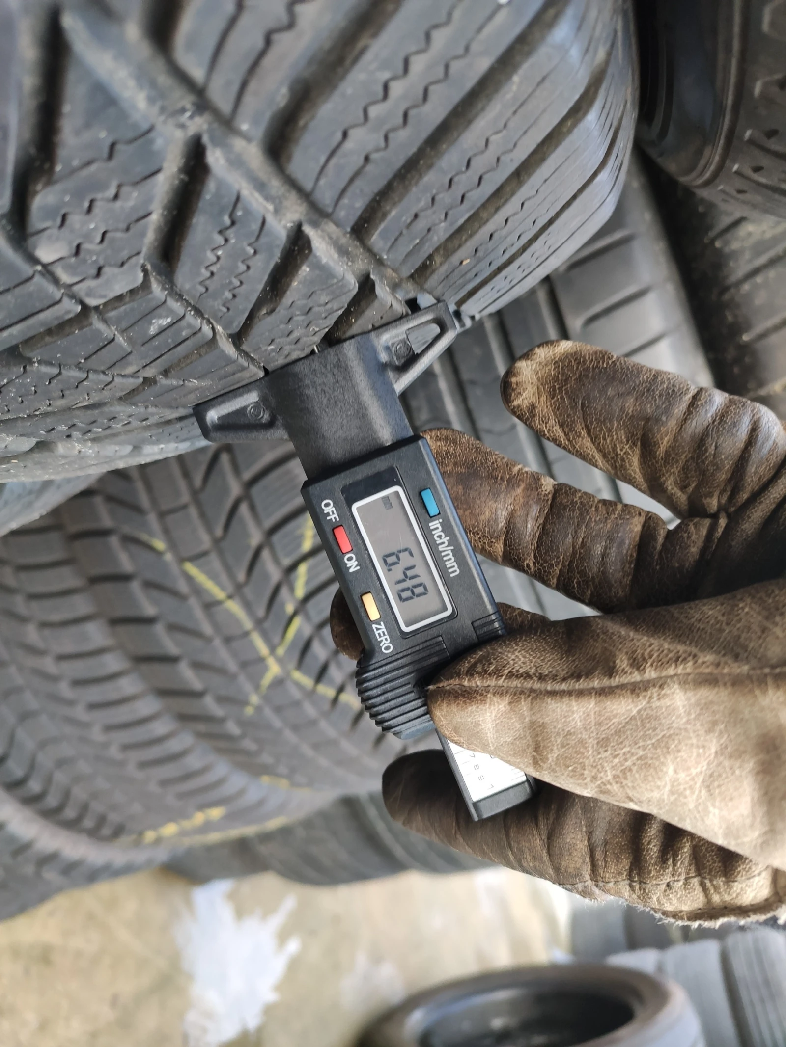 ���� 215/60R17 | Mobile.bg � ����������� 5