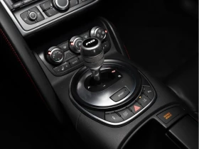 Audi R8 4.2 V8| BREMBO| CARBON| CARFAX| , снимка 10