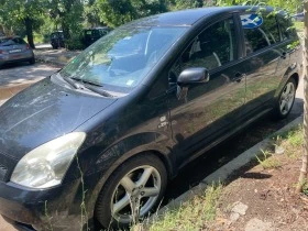 Toyota Corolla verso, снимка 2