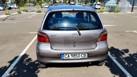 Toyota Yaris Автоматик, снимка 3