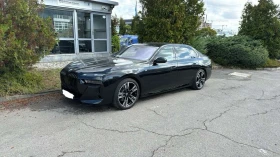 BMW 740 xd M Black Pack B&W Theater Screen Automatic Doors, снимка 5