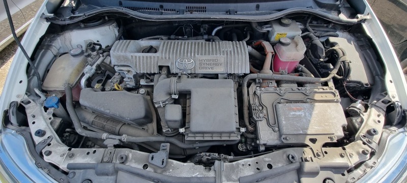 Toyota Auris 1.8 hibrid 124k.c ITALIA EURO 6B , снимка 17 - Автомобили и джипове - 46068392