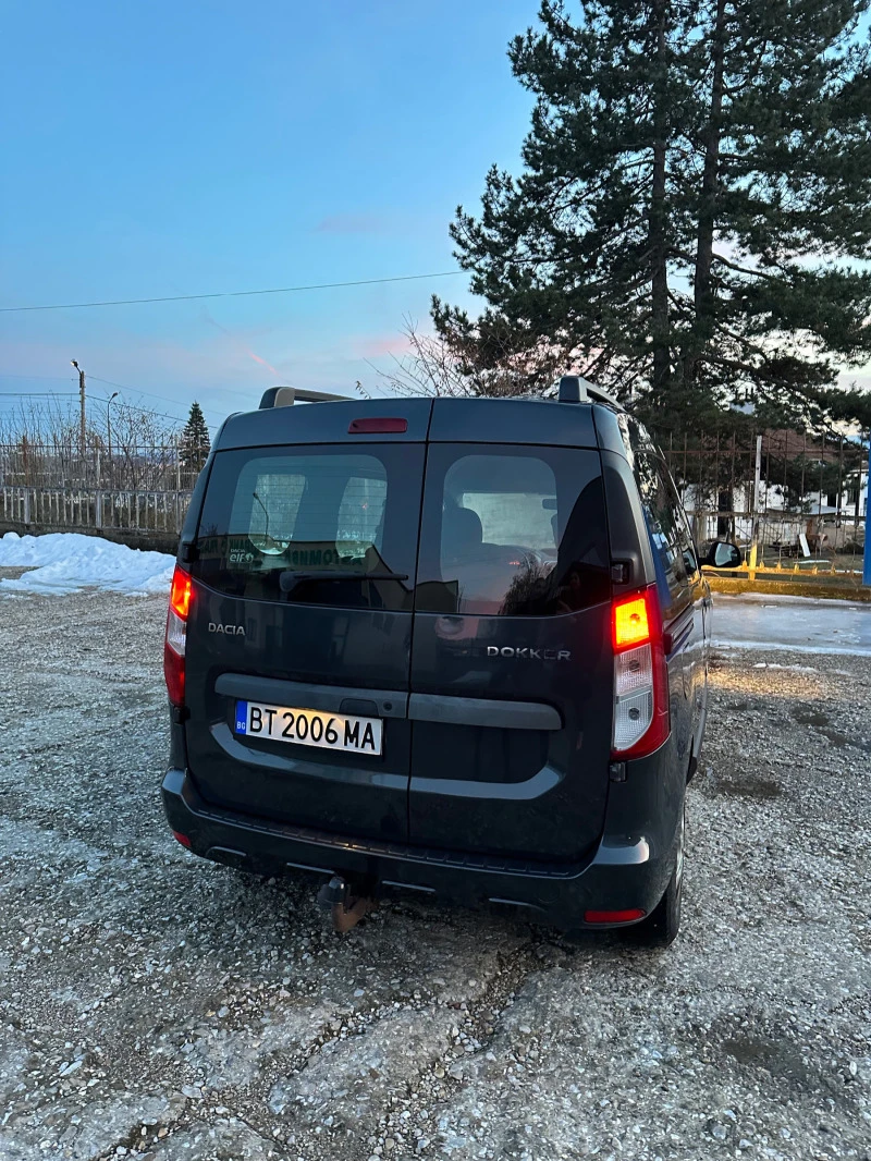 Dacia Dokker 1.5 dci, снимка 17 - Автомобили и джипове - 47504304