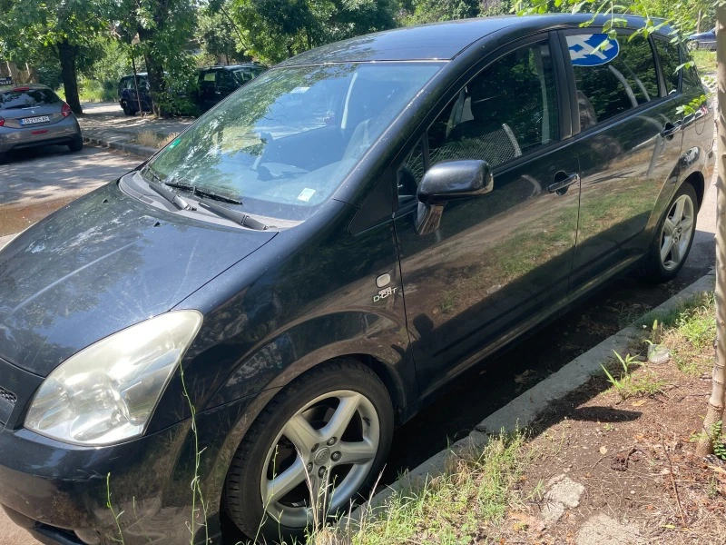 Toyota Corolla verso, снимка 2 - Автомобили и джипове - 46950762