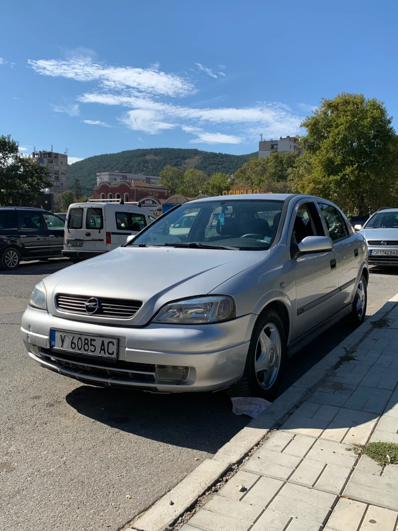 Opel Astra 2.0 Diesel, снимка 1 - Автомобили и джипове - 47533451