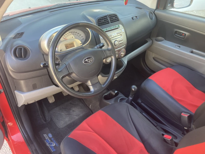 Subaru Justy 1.0 - Бензин, снимка 9 - Автомобили и джипове - 47783886