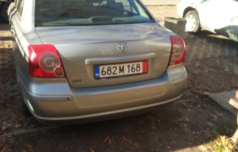 Toyota Avensis, снимка 4 - Автомобили и джипове - 48595469