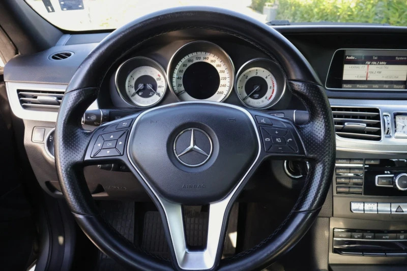 Mercedes-Benz E 200 Mercedes-Benz E200 CDI , снимка 13 - Автомобили и джипове - 52629363