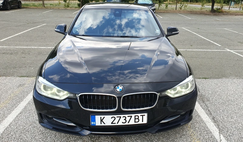BMW 320 xDrive, снимка 5 - Автомобили и джипове - 52446698