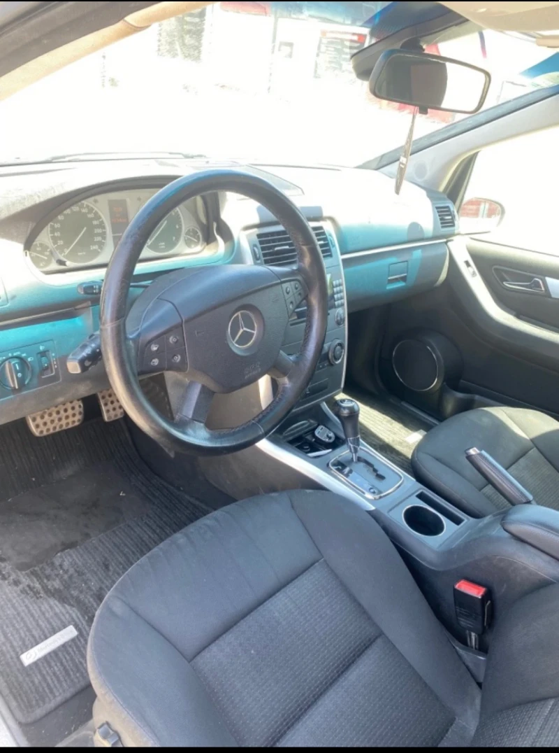 Mercedes-Benz B 200, снимка 7 - Автомобили и джипове - 52079430