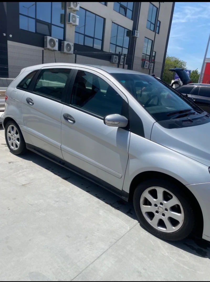 Mercedes-Benz B 200, снимка 2 - Автомобили и джипове - 52079430