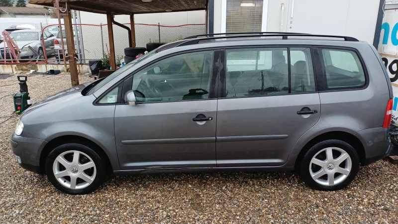 VW Touran 1.9TDI 7местен, снимка 3 - Автомобили и джипове - 52427948