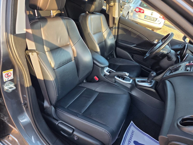 Honda Civic 1.8i-VTEC 140k.c Executive ШВЕЙЦАРИЯ   , снимка 12 - Автомобили и джипове - 52770964
