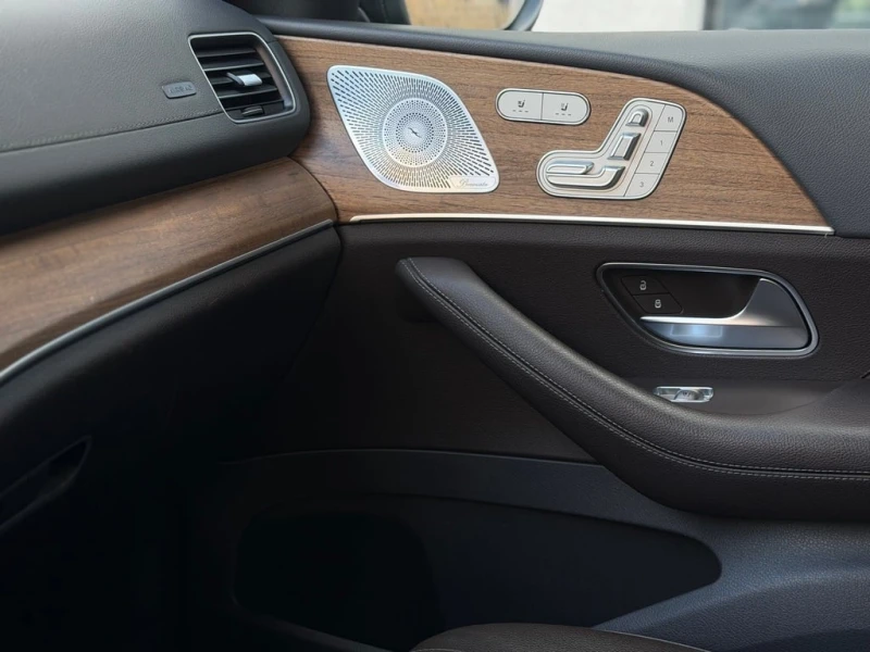 Mercedes-Benz GLS 450 * 4MATIC SUV * CARFAX * ЦЕНА ДО БГ, снимка 13 - Автомобили и джипове - 53011136