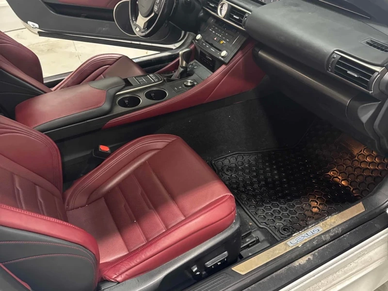 Lexus RC 350 * 2dr Cpe AWD * CARFAX * БЕЗ ПЪРВОНАЧАЛНА ВНОСКА, снимка 13 - Автомобили и джипове - 53014287