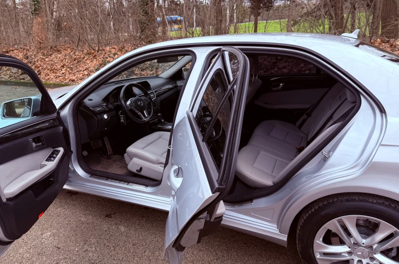 Mercedes-Benz E 250, снимка 7 - Автомобили и джипове - 53569033