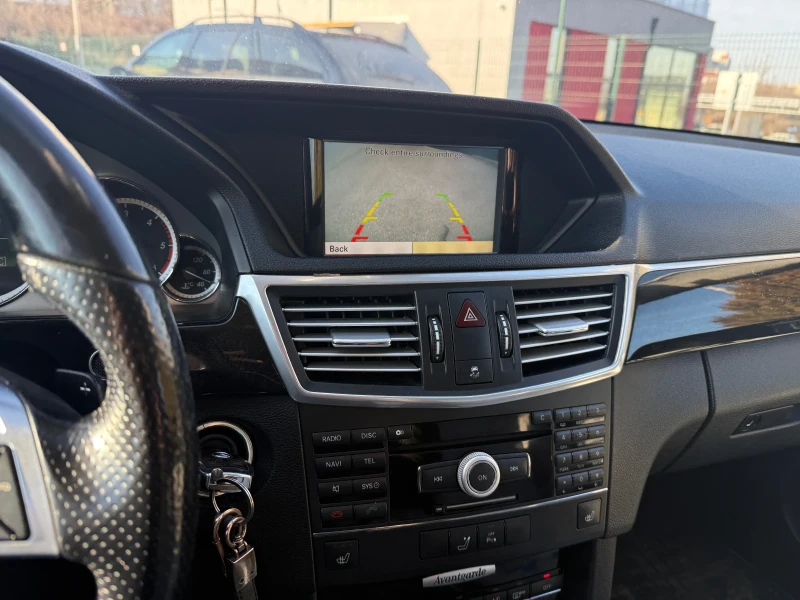 Mercedes-Benz E 250, снимка 9 - Автомобили и джипове - 53569033