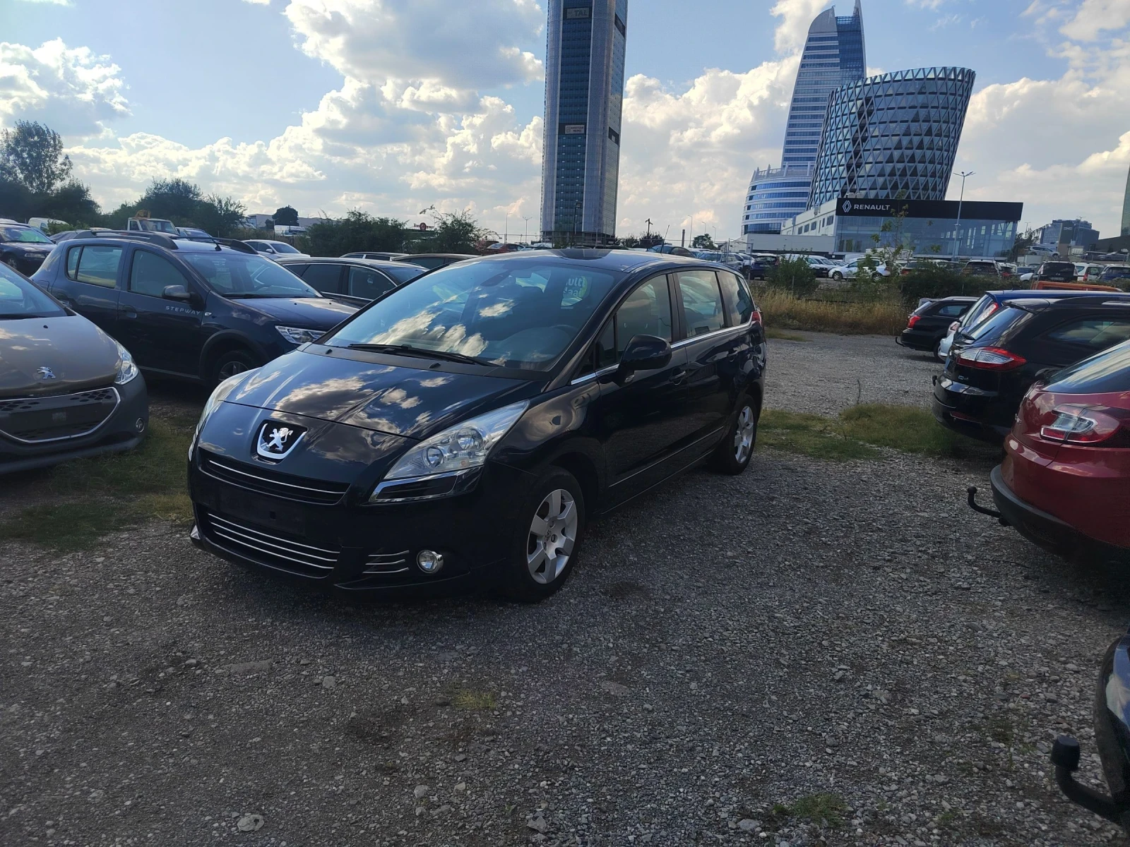 Peugeot 5008 1.6  TURBO  - [1] 