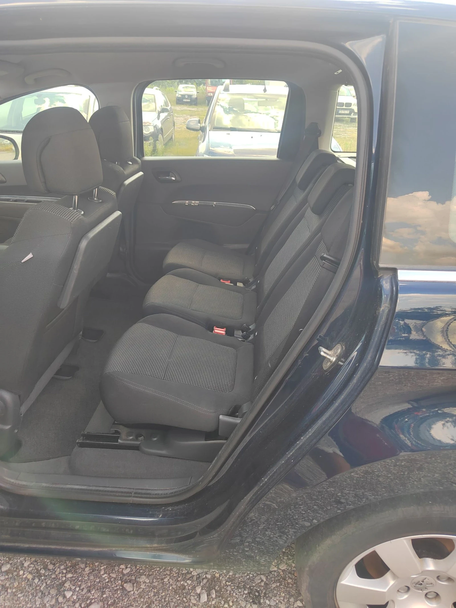 Peugeot 5008 1.6  TURBO  | Mobile.bg   12