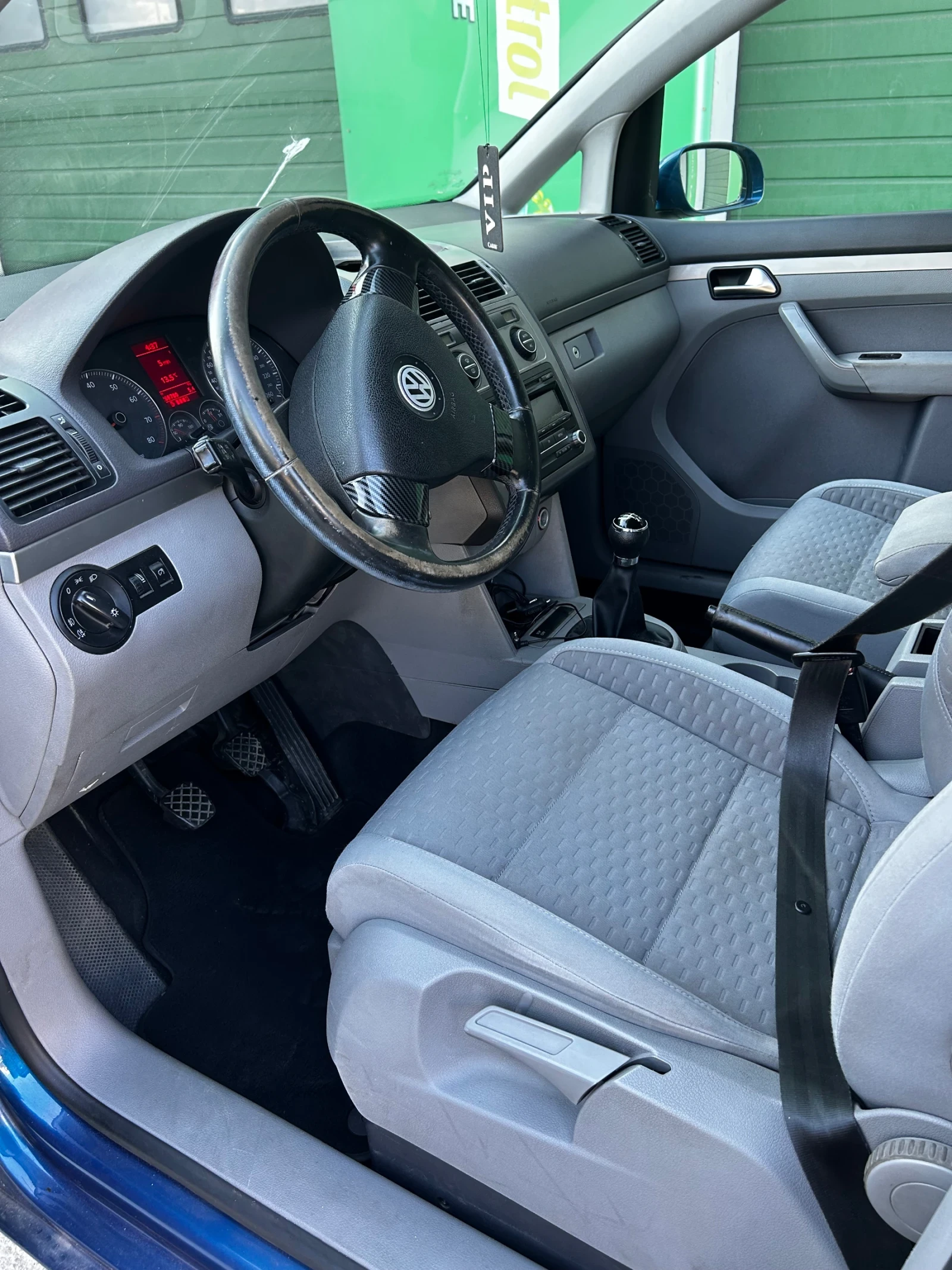 VW Touran 2.0 ecofuel - изображение 6