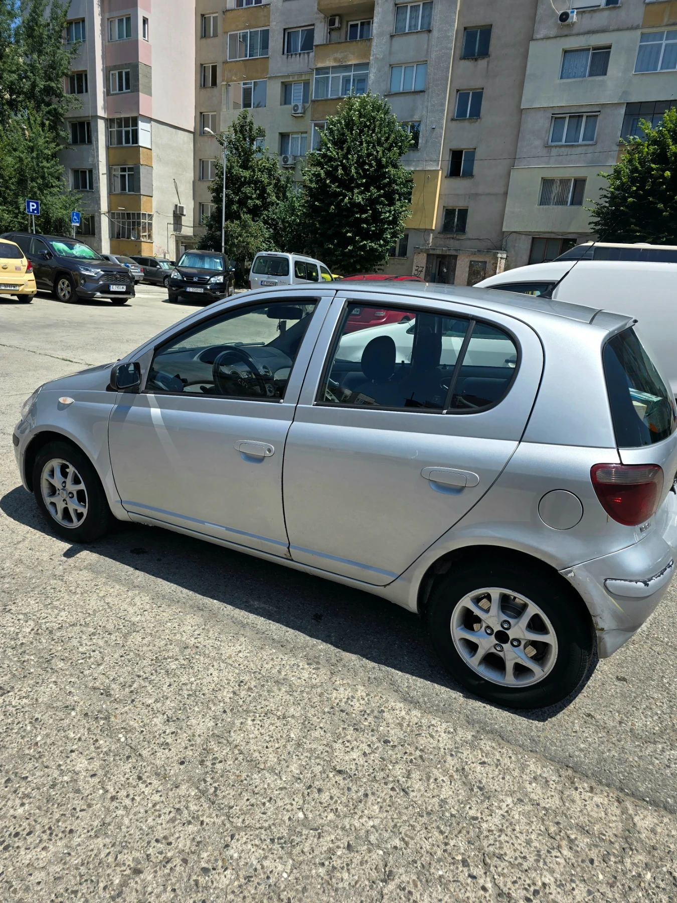 Toyota Yaris  - изображение 3
