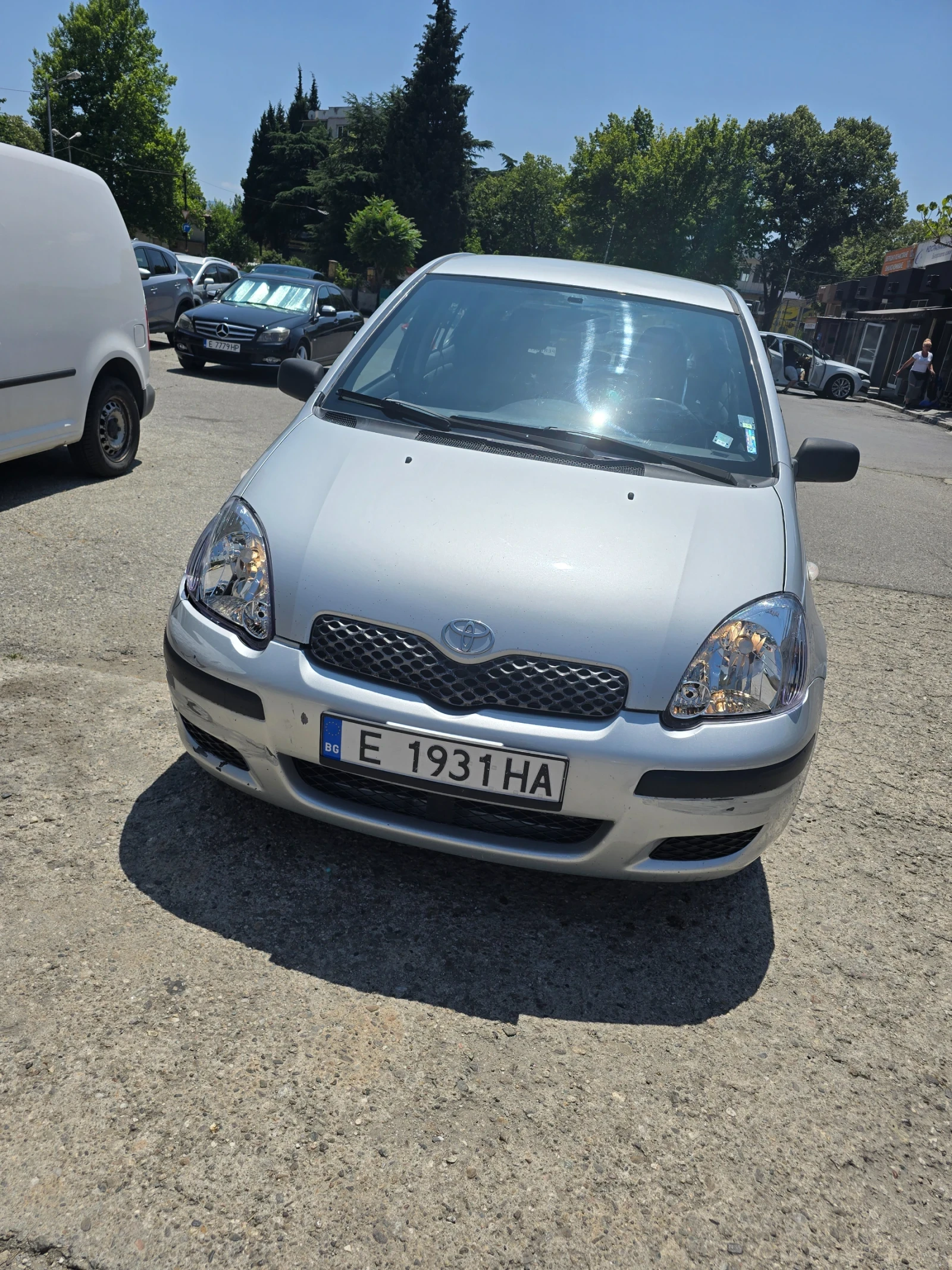 Toyota Yaris  - изображение 2