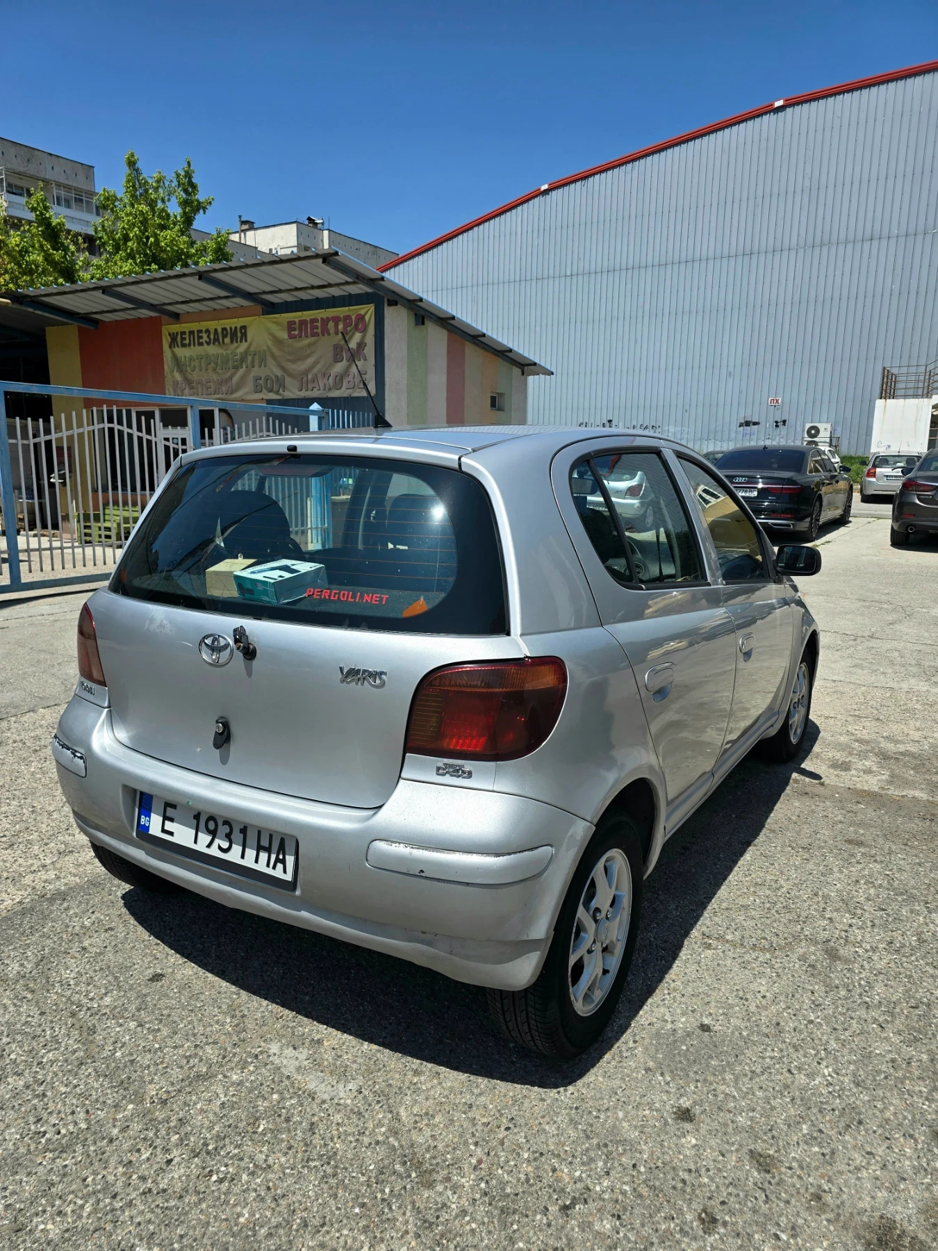 Toyota Yaris  - изображение 5