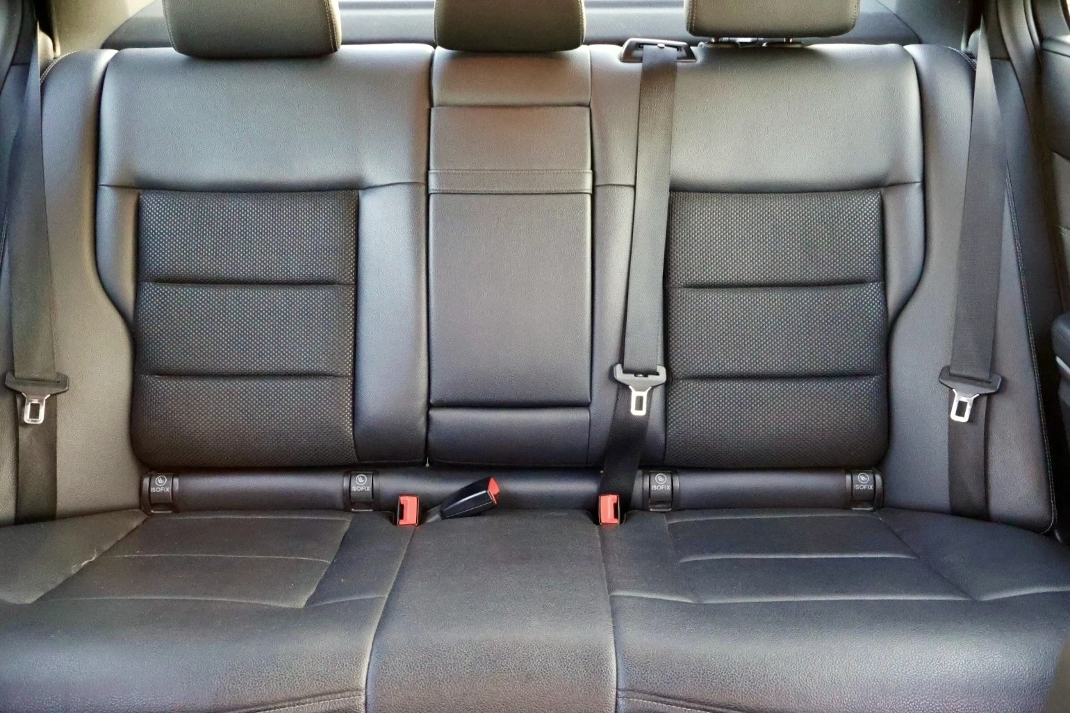 Mercedes-Benz E 200 Mercedes-Benz E200 CDI  - изображение 10