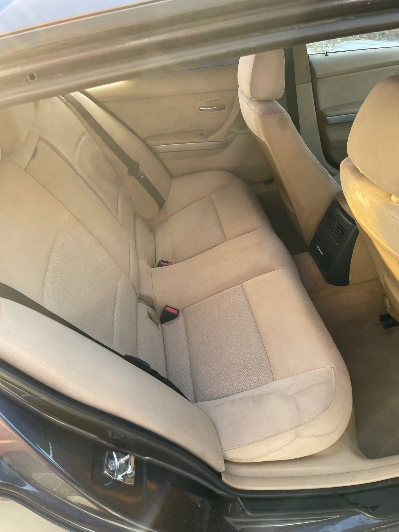 BMW 320, снимка 11 - Автомобили и джипове - 54110845