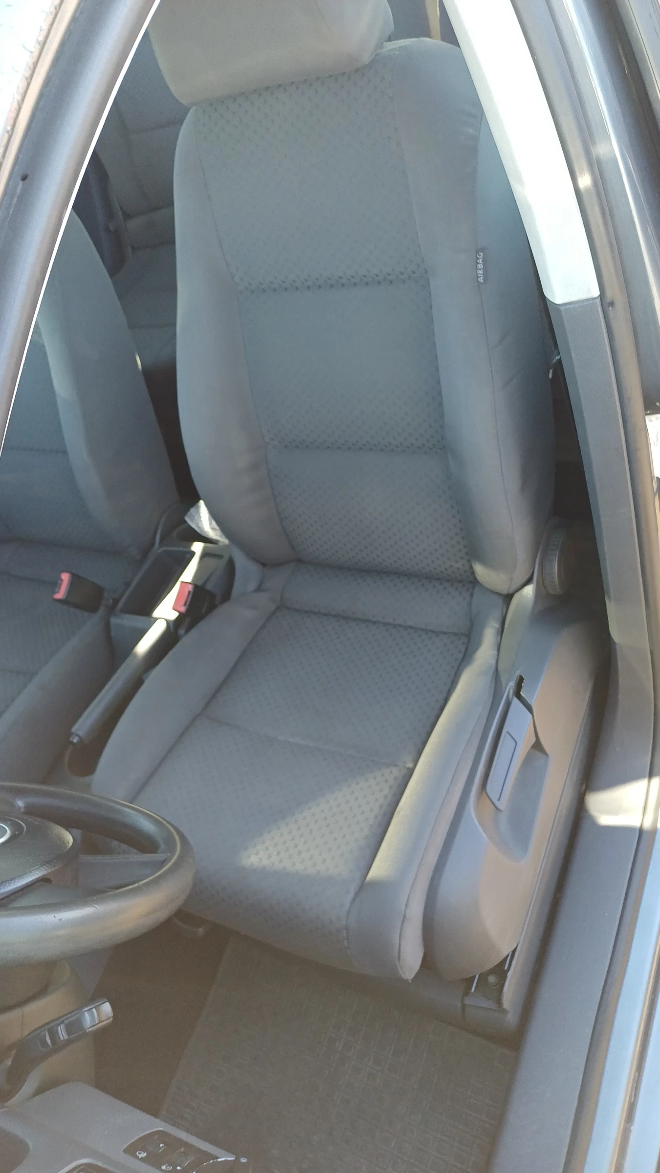 VW Touran 1.9TDI 7местен - изображение 8