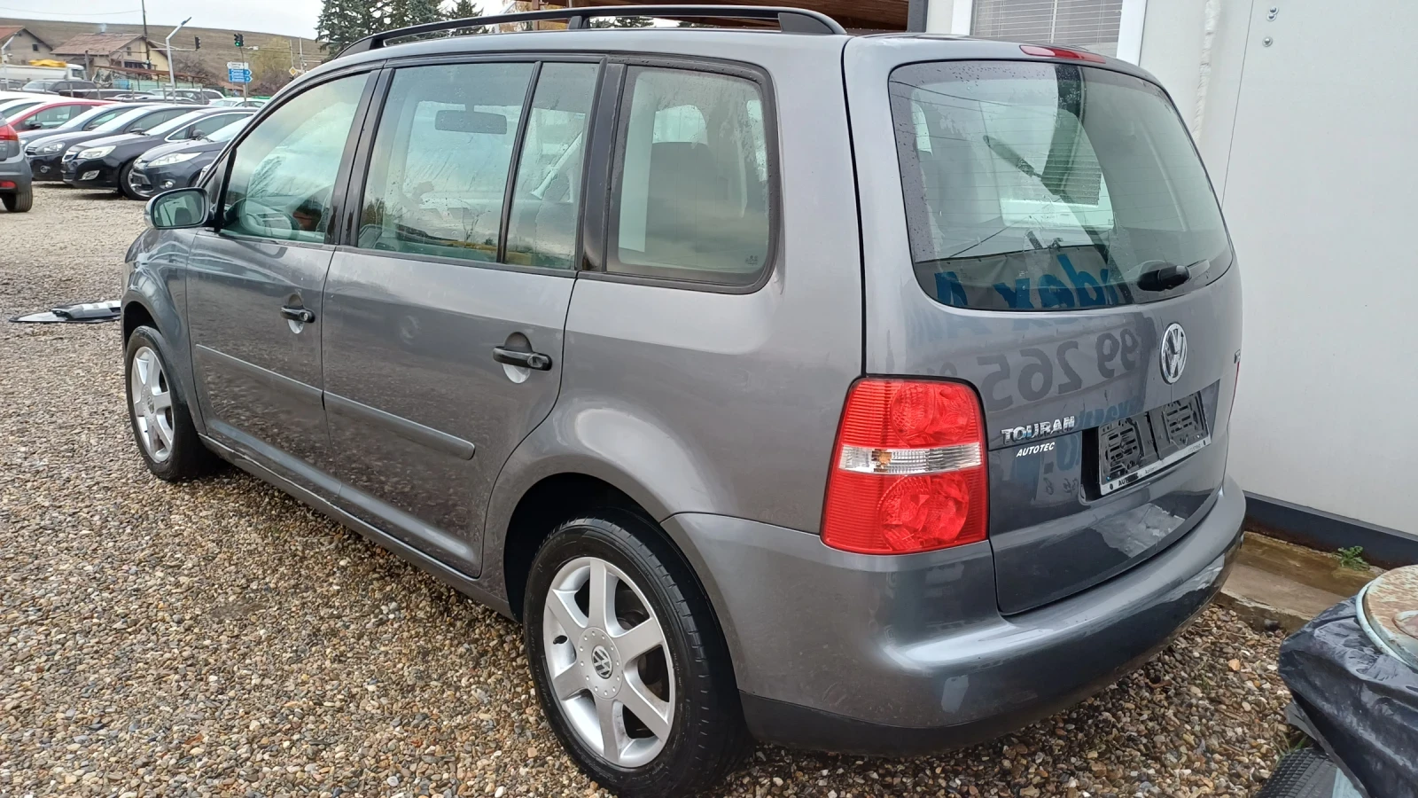 VW Touran 1.9TDI 7местен - изображение 2