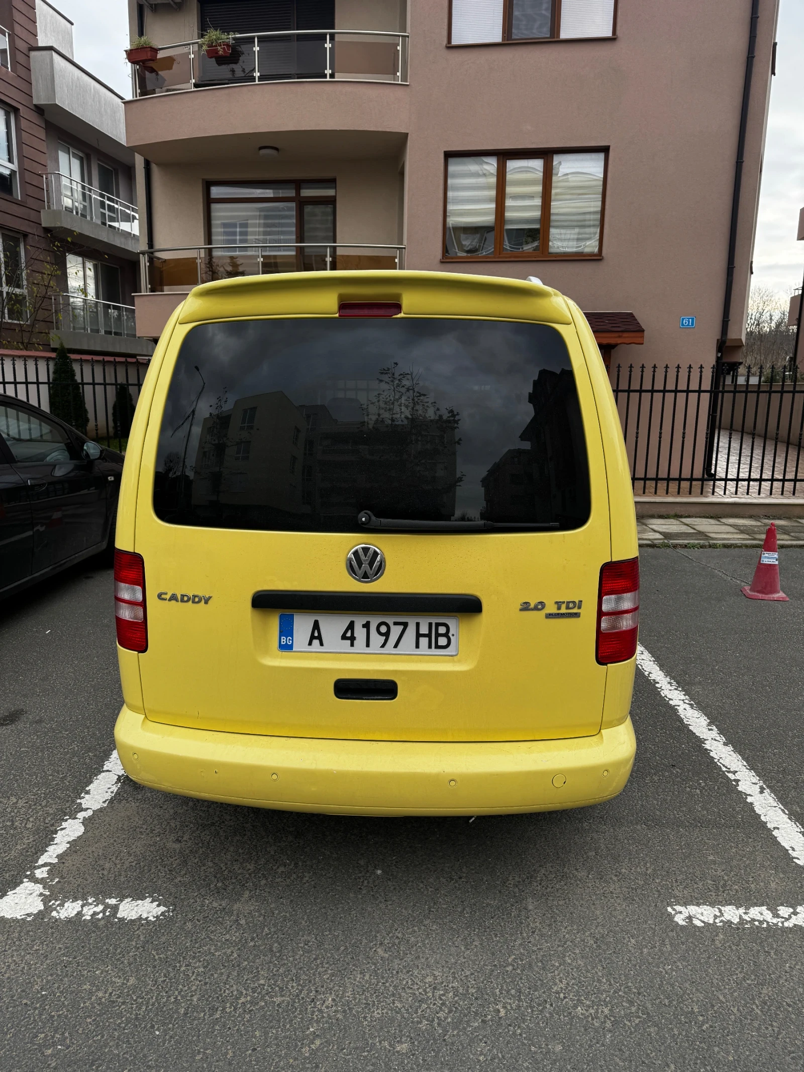 VW Caddy 2.0tdi - изображение 4
