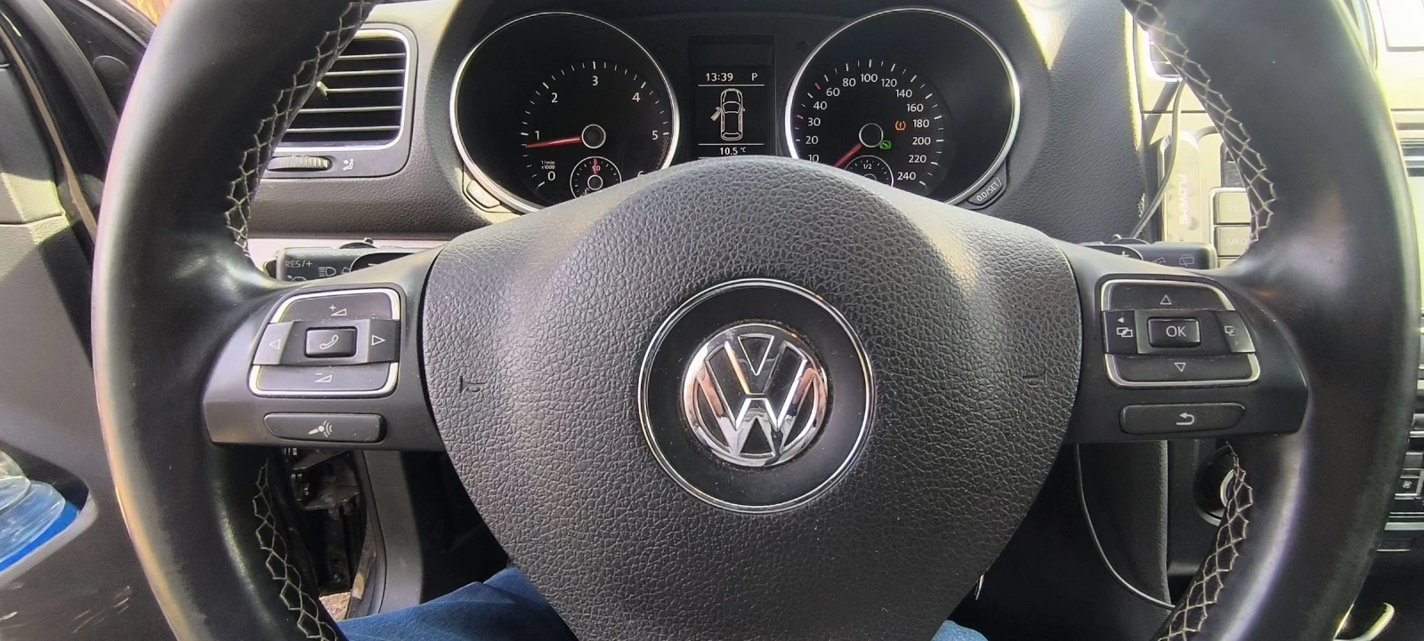 VW Golf, снимка 9 - Автомобили и джипове - 54436284