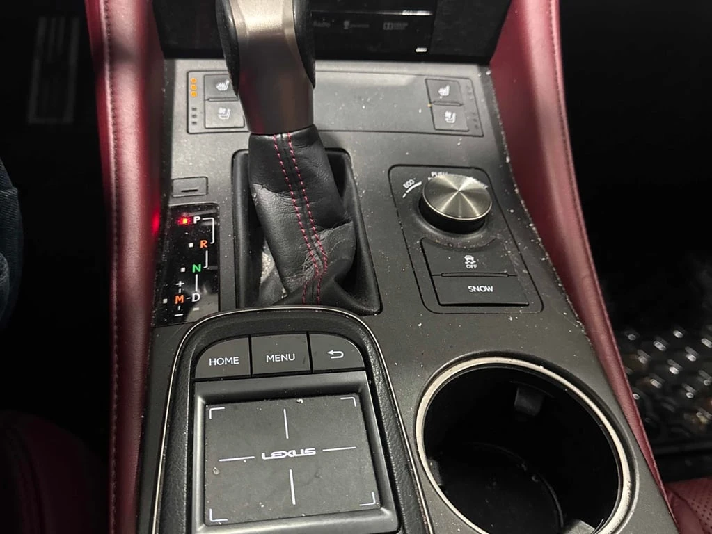 Lexus RC 350 * 2dr Cpe AWD * CARFAX * БЕЗ ПЪРВОНАЧАЛНА ВНОСКА - изображение 10