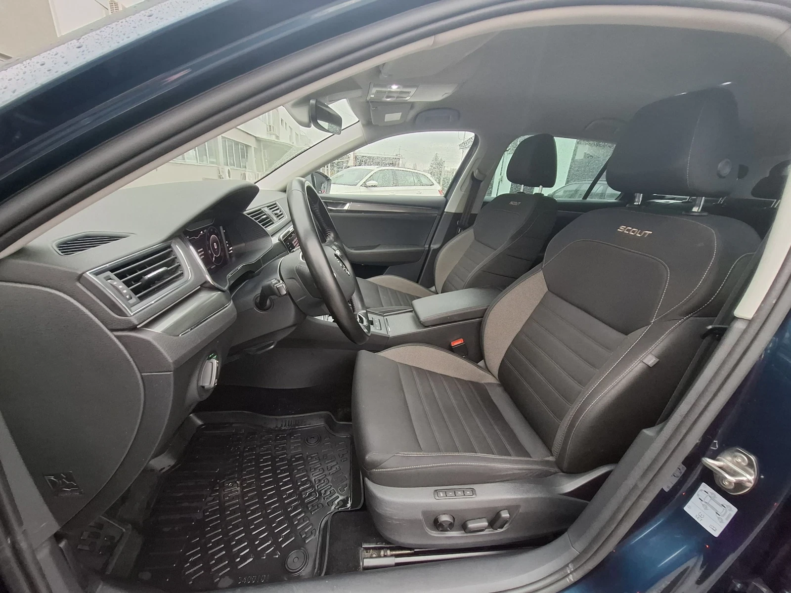 Skoda Superb 2.0TDI/4х4/7DSG - изображение 6