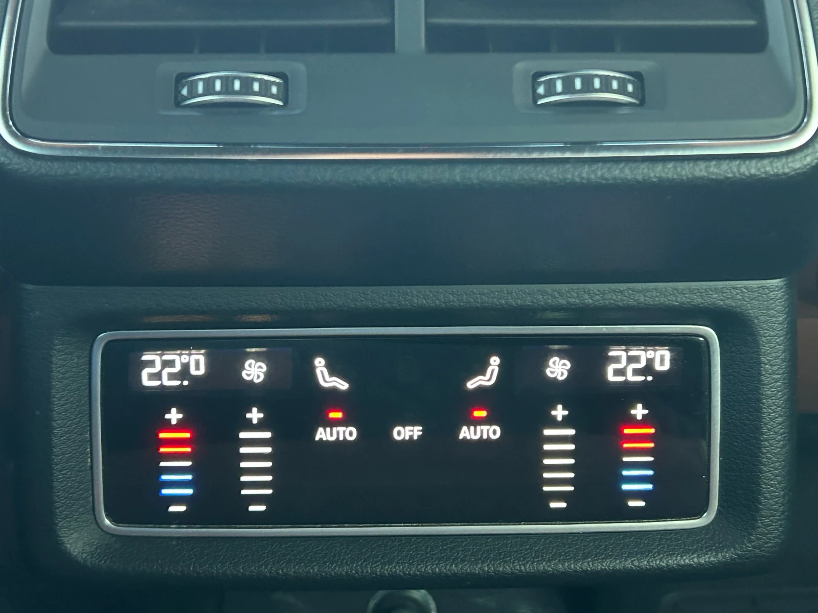 Audi E-Tron 55* QUATTRO* 95KW* B&O* 360* ACC* MEMORY, снимка 15 - Автомобили и джипове - 53738221