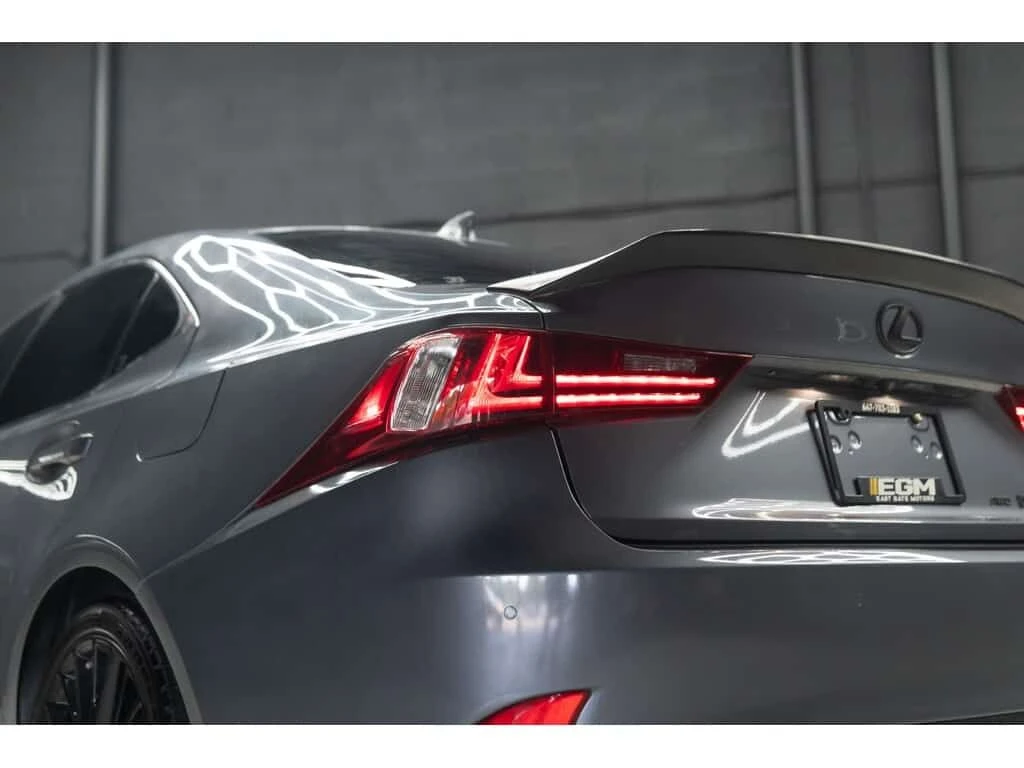 Lexus IS * 4dr Sdn AWD * CARFAX * ЦЕНА ДО БГ, снимка 5 - Автомобили и джипове - 53903155