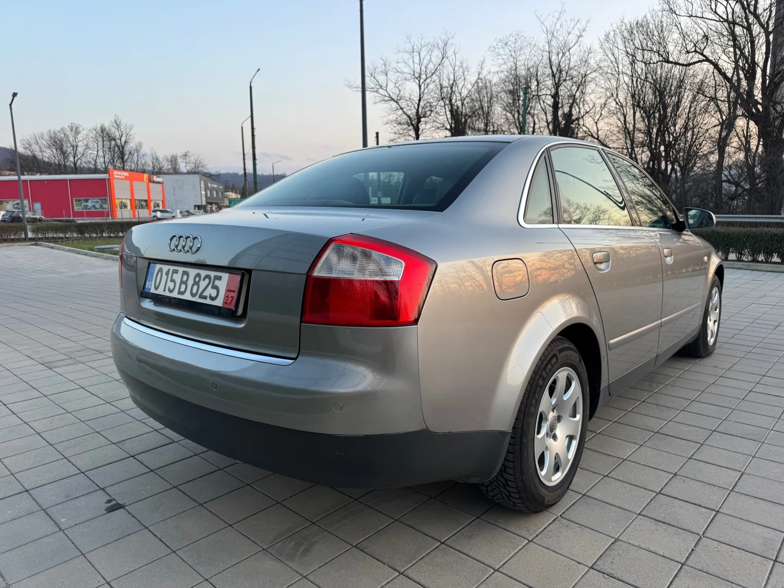 Audi A4 1.9tdi* BiXenon* Leder* Tempomat* FullOption* , снимка 5 - Автомобили и джипове - 53990158