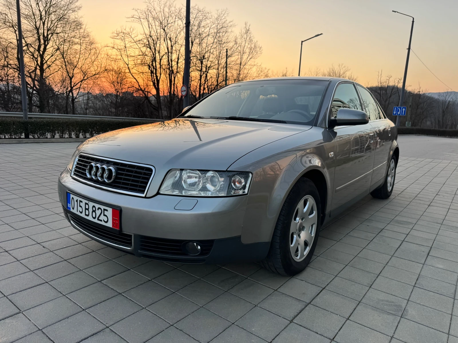 Audi A4 1.9tdi* BiXenon* Leder* Tempomat* FullOption* 