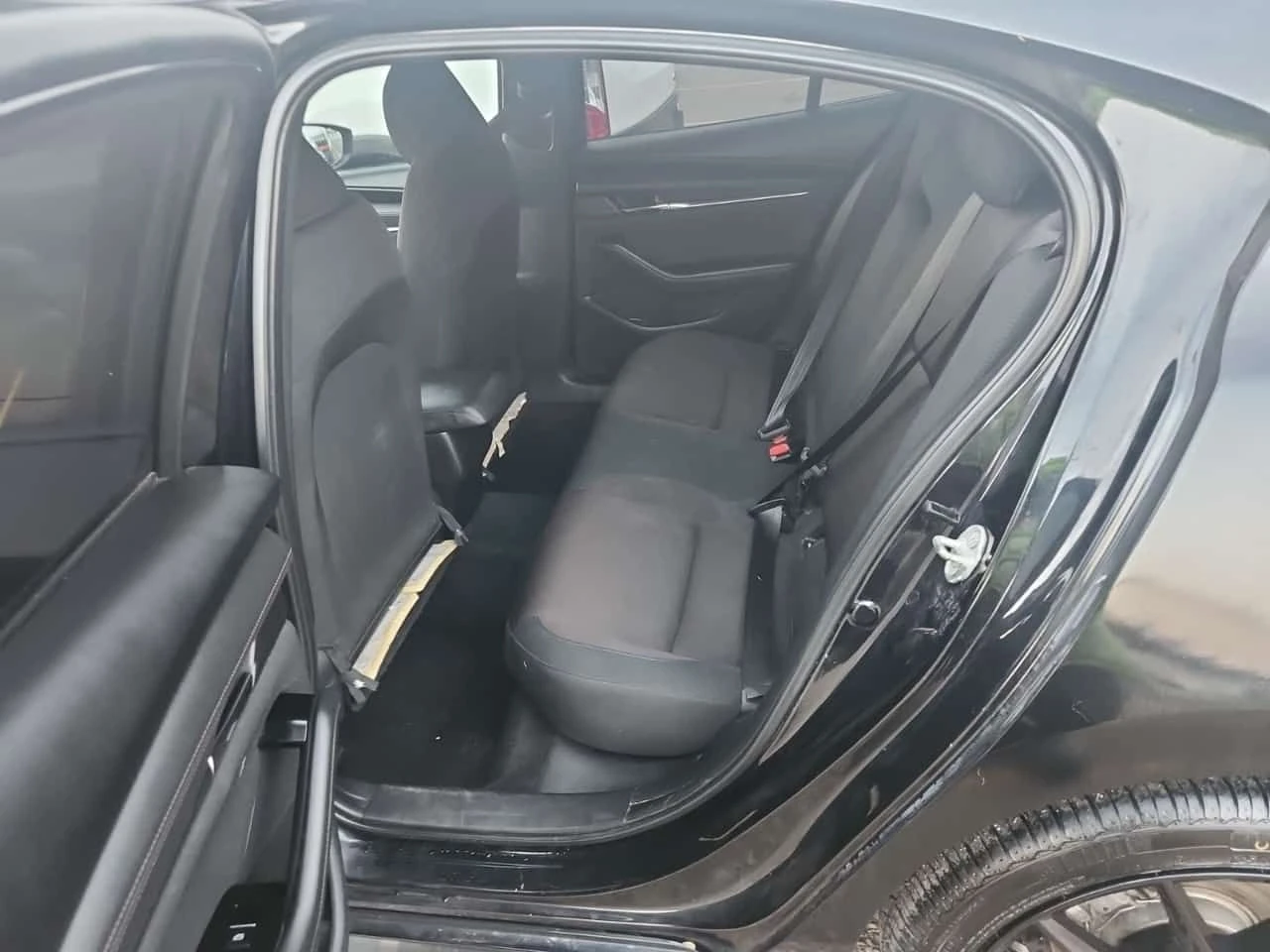 Mazda 3 * GS * CARFAX * ���� �� �� | Mobile.bg � ����������� 11