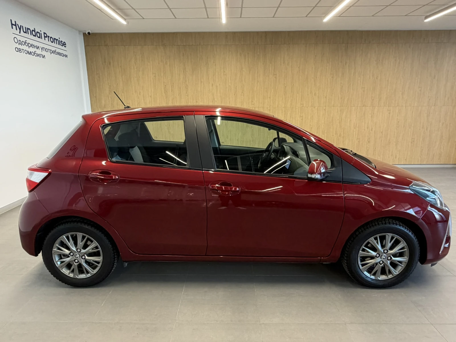 Toyota Yaris LUNA CVT, снимка 6 - Автомобили и джипове - 54151516