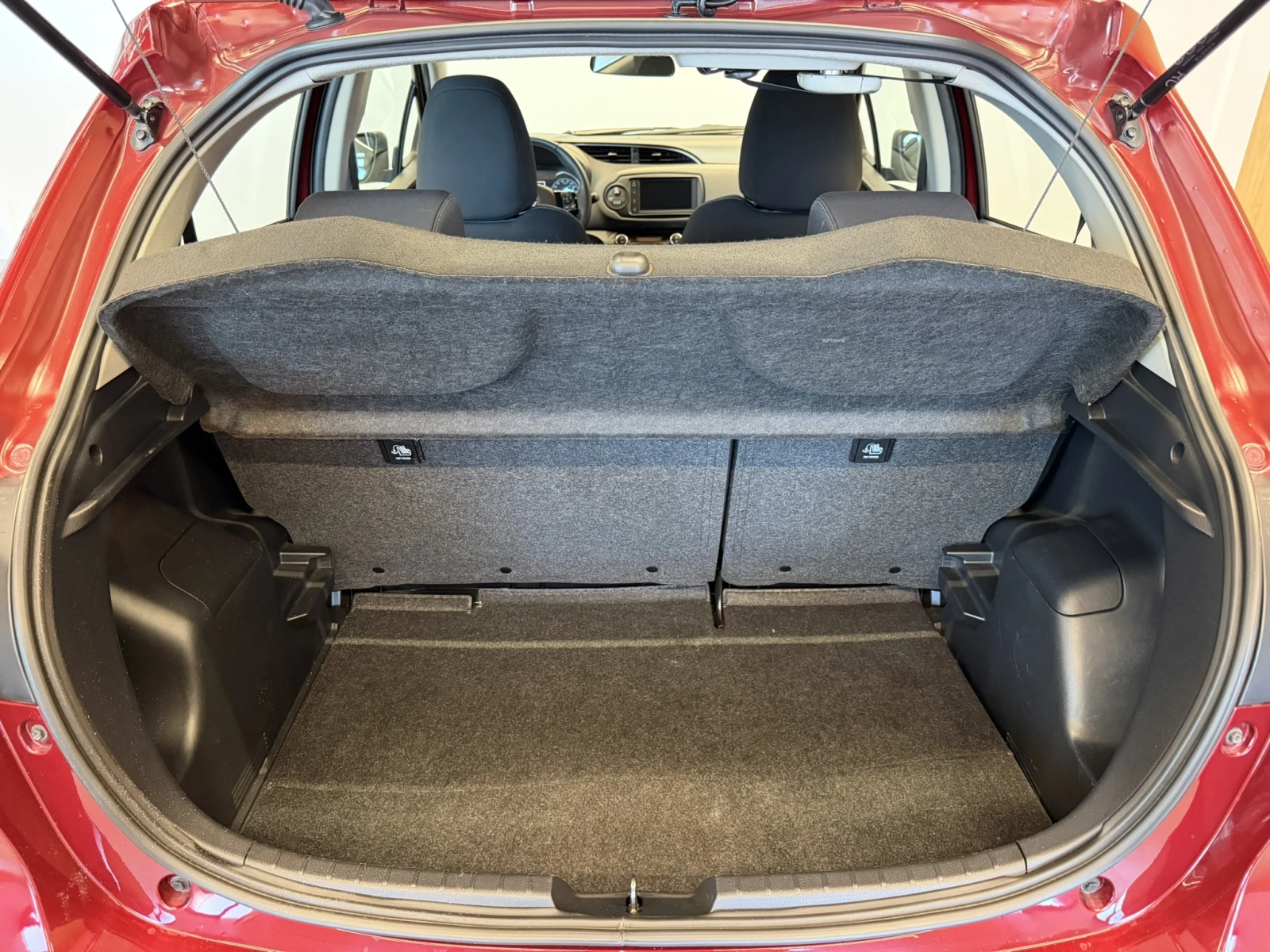 Toyota Yaris LUNA CVT, снимка 17 - Автомобили и джипове - 54151516