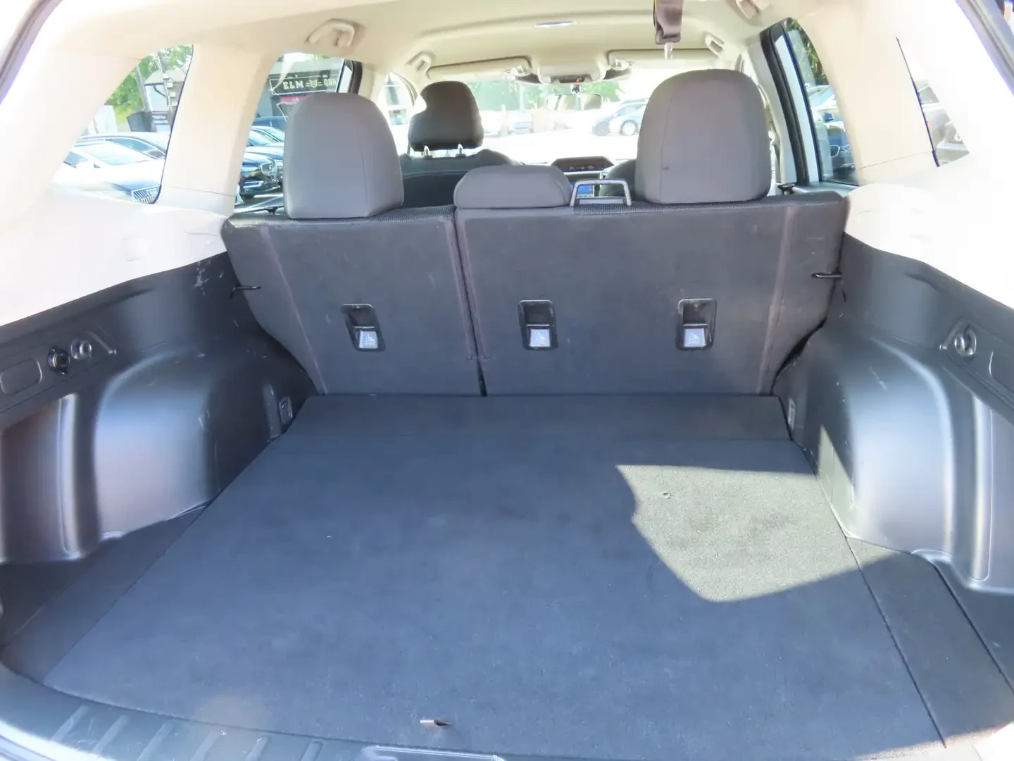 Subaru Forester  2.5 L - AWD - Reverse Camera - Heated Seats !!, снимка 15 - Автомобили и джипове - 54327790