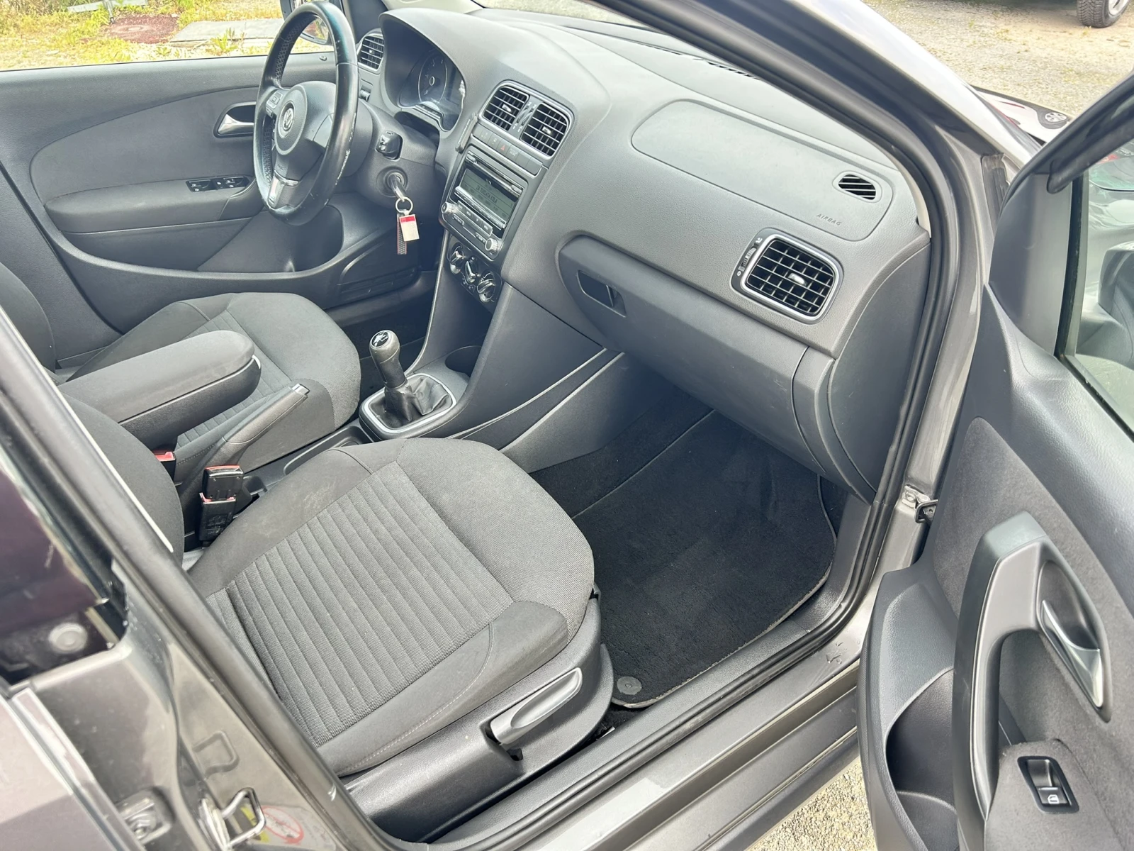 VW Polo 1.6TDİ BlueMotion | Mobile.bg � ����������� 12