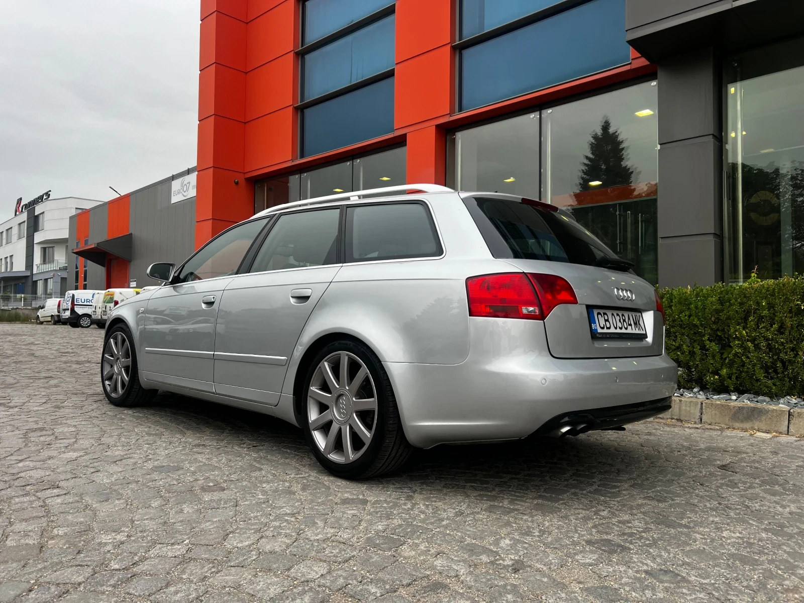 Audi A4 1.9TDI 6 скорости, снимка 3 - Автомобили и джипове - 54383733