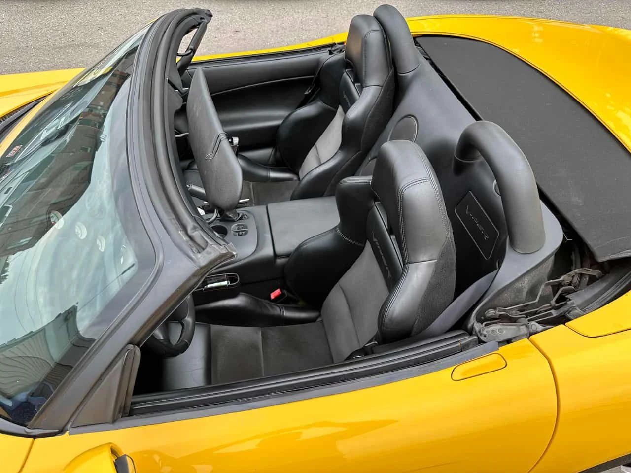 Dodge Viper SRT10 * ГАРАЖЕН АВТОМОБИЛ* МНОГО ДОБРО СЪСТОЯНИЕ* , снимка 15 - Автомобили и джипове - 54819070