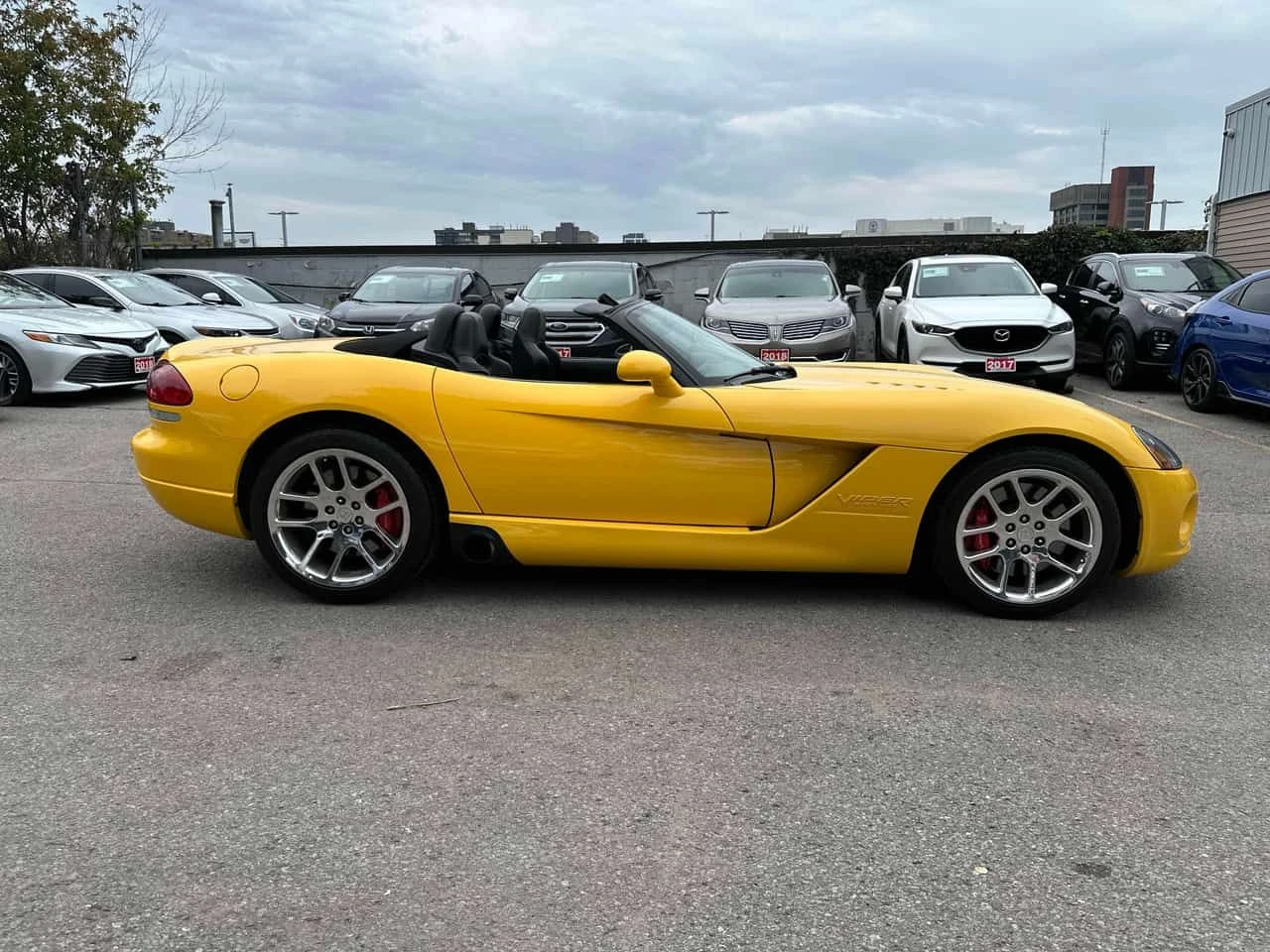 Dodge Viper SRT10 * ГАРАЖЕН АВТОМОБИЛ* МНОГО ДОБРО СЪСТОЯНИЕ* , снимка 4 - Автомобили и джипове - 54819070