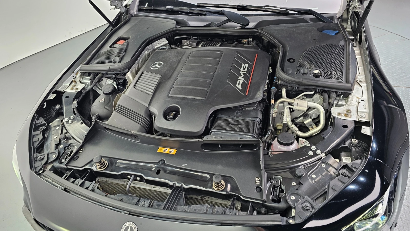 Mercedes-Benz AMG GT 43 4MATIC+ , снимка 7 - Автомобили и джипове - 55398469